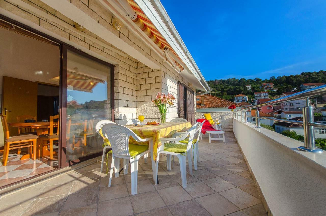 Apartment Ive Trogir Exteriör bild