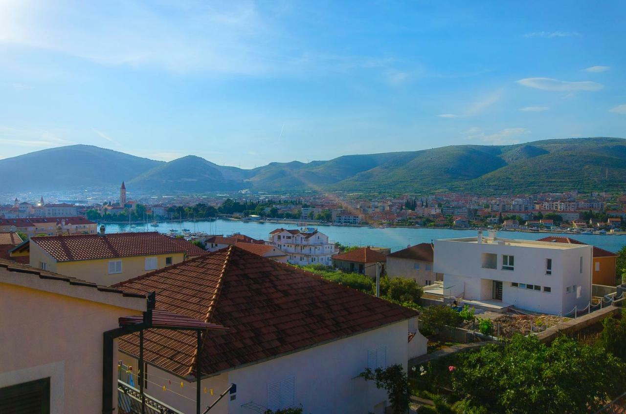 Apartment Ive Trogir Exteriör bild