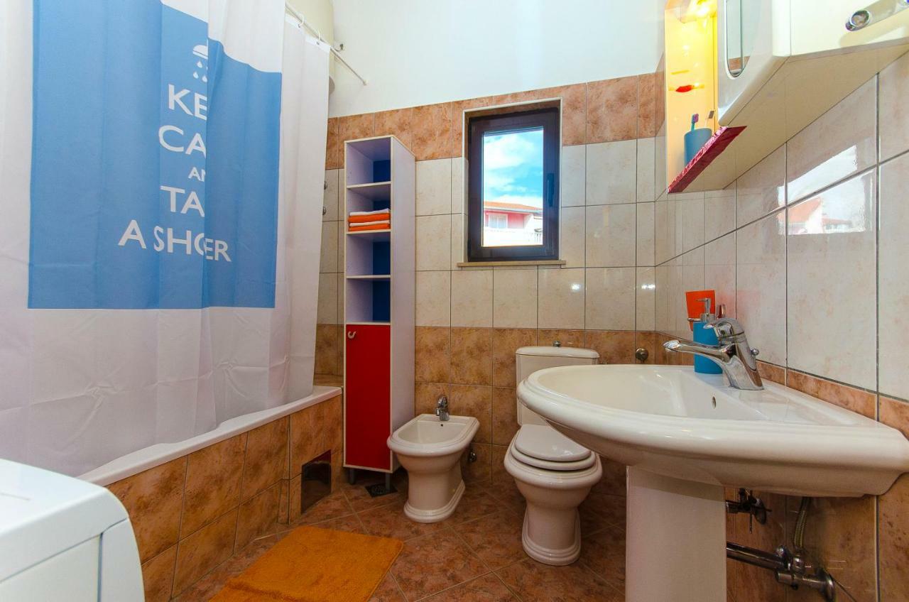 Apartment Ive Trogir Exteriör bild