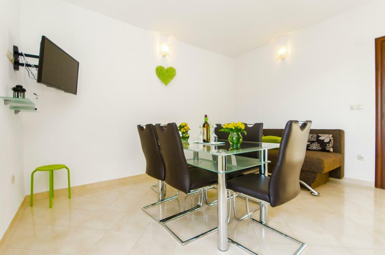 Apartment Ive Trogir Exteriör bild