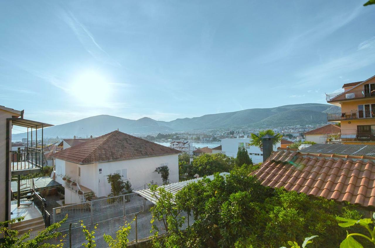 Apartment Ive Trogir Exteriör bild