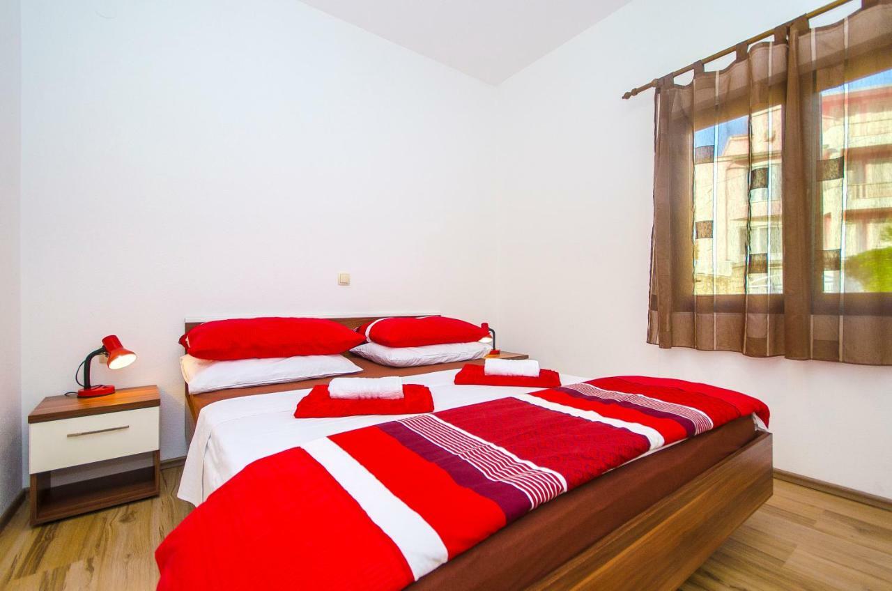 Apartment Ive Trogir Exteriör bild